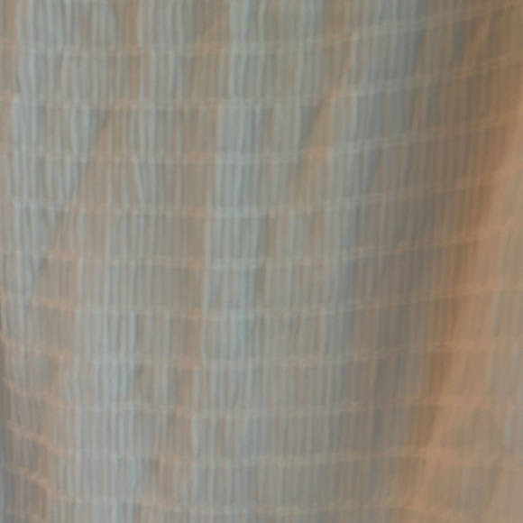 Calvin Klein top. - Picture 3 of 9